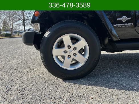 Used 2014 Jeep Wrangler Unlimited Sport image 11