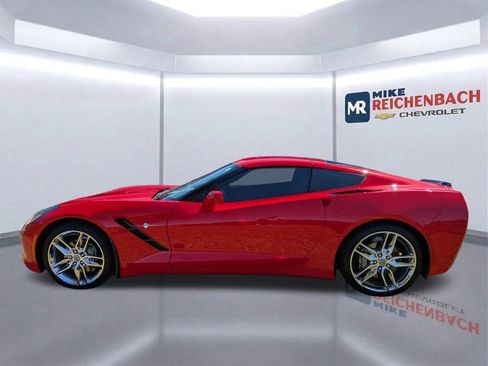 Used 2019 Chevrolet Corvette Stingray Coupe w/ 1LT RWD image 7