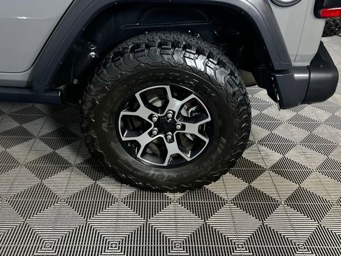 Used 2021 Jeep Wrangler Unlimited Rubicon image 12