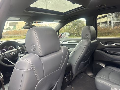 Used 2023 Buick Enclave Essence w/ Experience Buick Package image 9