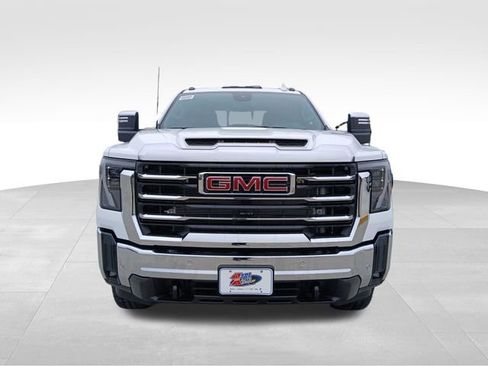 New 2026 GMC Sierra 2500 SLT w/ SLT Premium Package image 8