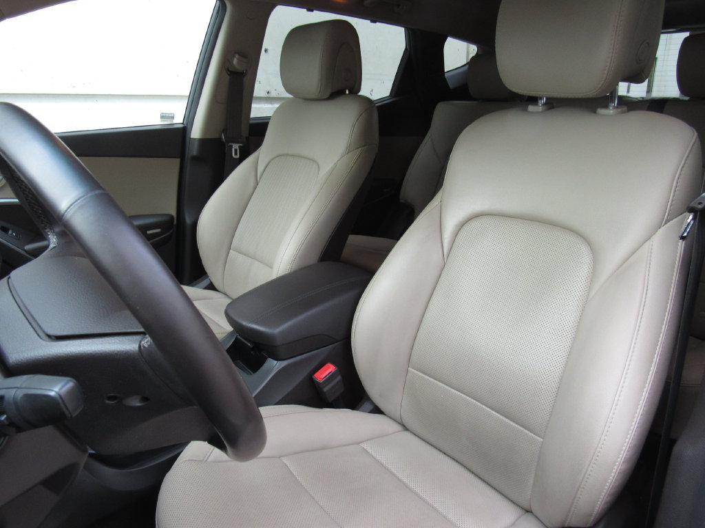 Used 2018 Hyundai Santa Fe Sport w/ 2.4L Tech Package 04 FWD image 12