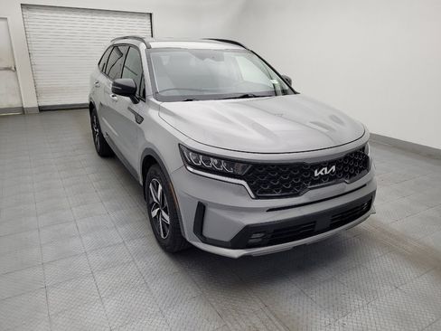 Used 2022 Kia Sorento EX image 13