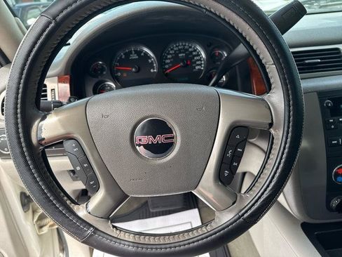 Used 2011 GMC Sierra 1500 SLT w/ SLT White Diamond Edition RWD image 12