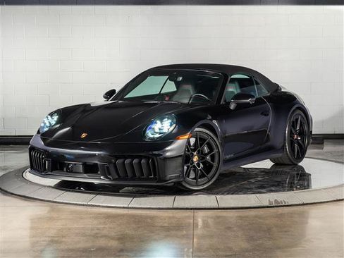 Certified 2025 Porsche 911 Carrera 4 GTS AWD/4WD image 11