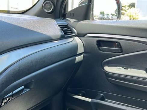 Used 2024 Honda Passport EX-L image 19