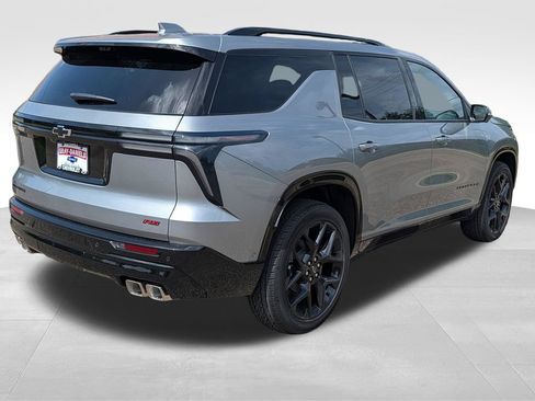 New 2026 Chevrolet Traverse RS w/ LPO, Floor Liner Package FWD image 6