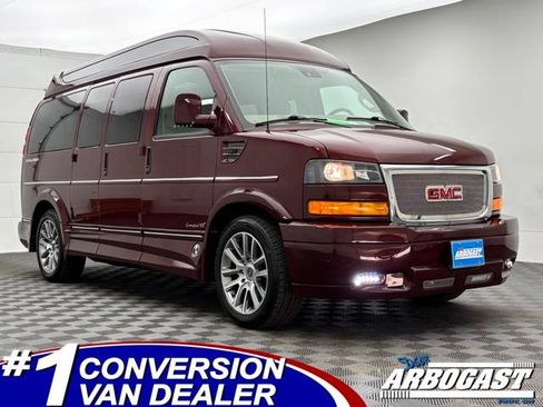 Used 2020 GMC Savana 2500 w/ Enhanced Convenience Package RWD image 1