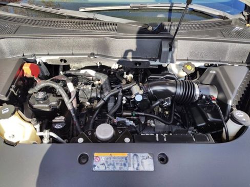 Used 2013 Chevrolet Traverse LT image 9