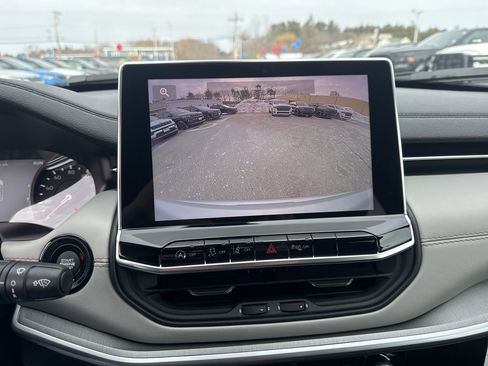 New 2026 Jeep Compass Limited image 13