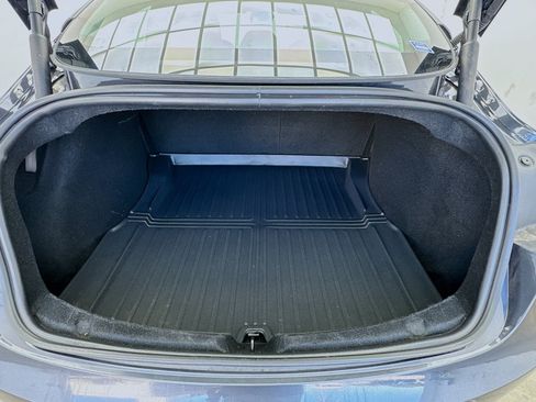 Used 2025 Tesla Model 3 Long Range RWD image 18