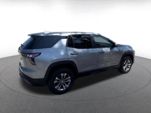 Used 2025 Chevrolet Equinox LT FWD image 15