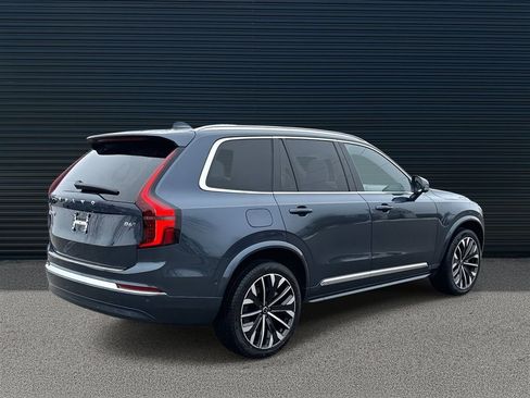 New 2026 Volvo XC90 B6 Plus w/ Protection Package Premier image 5