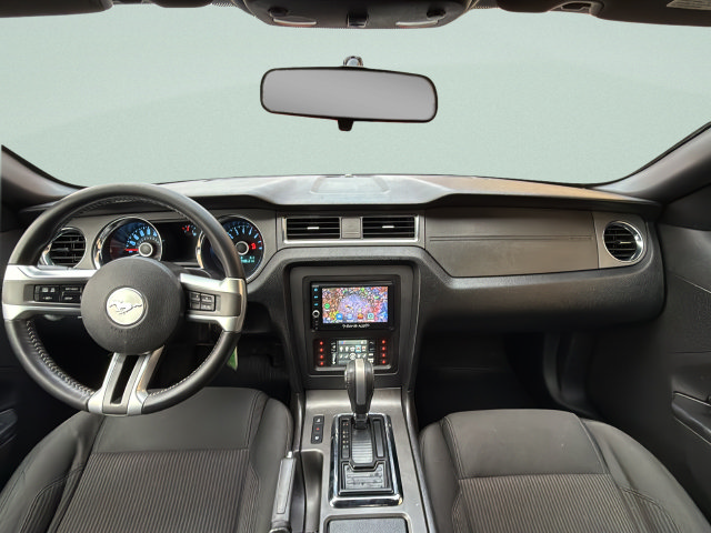 Used 2014 Ford Mustang Convertible RWD image 18