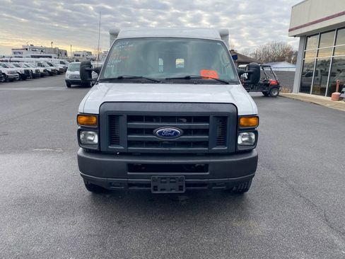 Used 2015 Ford E-350 and Econoline 350 Super Duty w/ Power Windows & Locks Group image 2