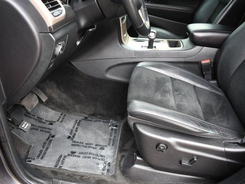 Used 2015 Jeep Grand Cherokee Altitude image 15