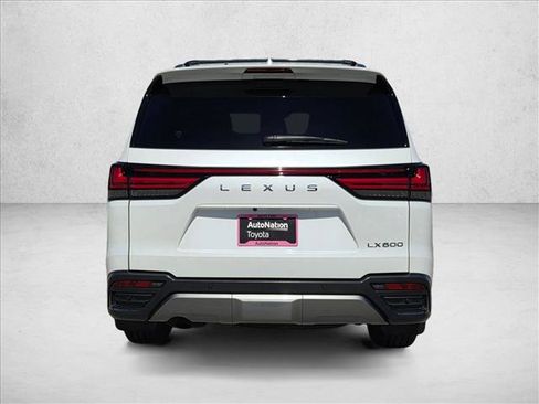 Used 2023 Lexus LX 600 4WD w/ Appearance Package image 7