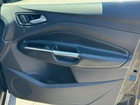 Used 2014 Ford C-MAX Energi SEL w/ Equipment Group 302A FWD image 10
