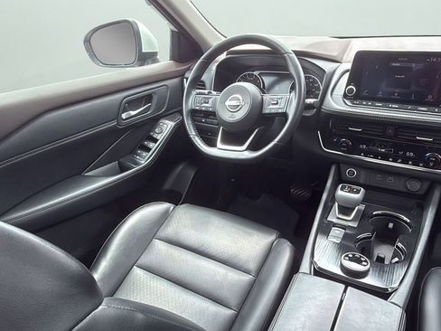 Used 2023 Nissan Rogue SV w/ SV Premium Package AWD/4WD image 24