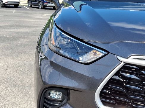 Used 2022 Toyota Highlander XLE image 10
