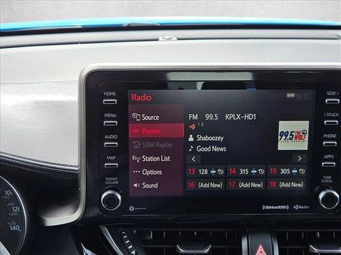 Used 2019 Toyota C-HR XLE FWD image 12