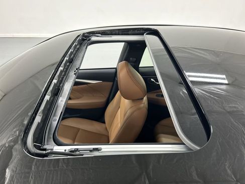 Used 2024 INFINITI Q50 Sensory w/ Cargo Package AWD/4WD image 21