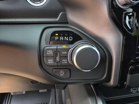 New 2026 RAM 1500 Big Horn AWD/4WD image 10