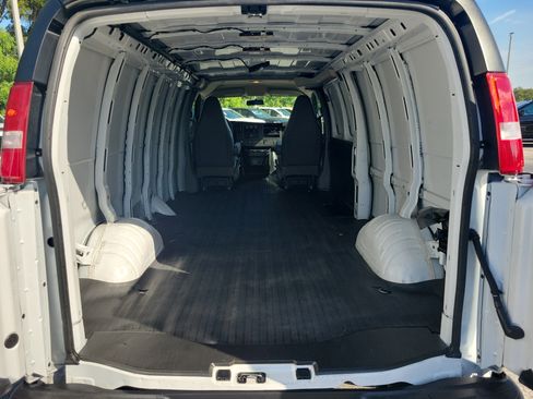 Used 2025 Chevrolet Express 2500 Extended w/ Driver Convenience Package RWD image 12
