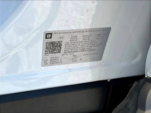 Used 2021 Chevrolet Equinox LT FWD image 22