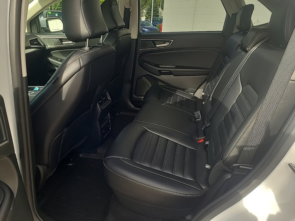 Used 2024 Ford Edge SEL w/ Convenience Package AWD/4WD image 17