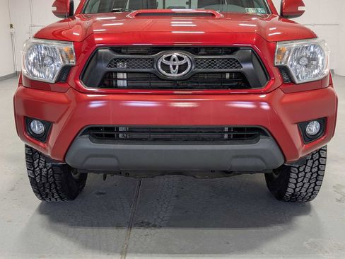 Used 2012 Toyota Tacoma 4x4 Double Cab image 2