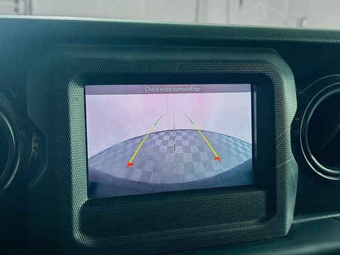 Used 2021 Jeep Wrangler Unlimited Sport image 22