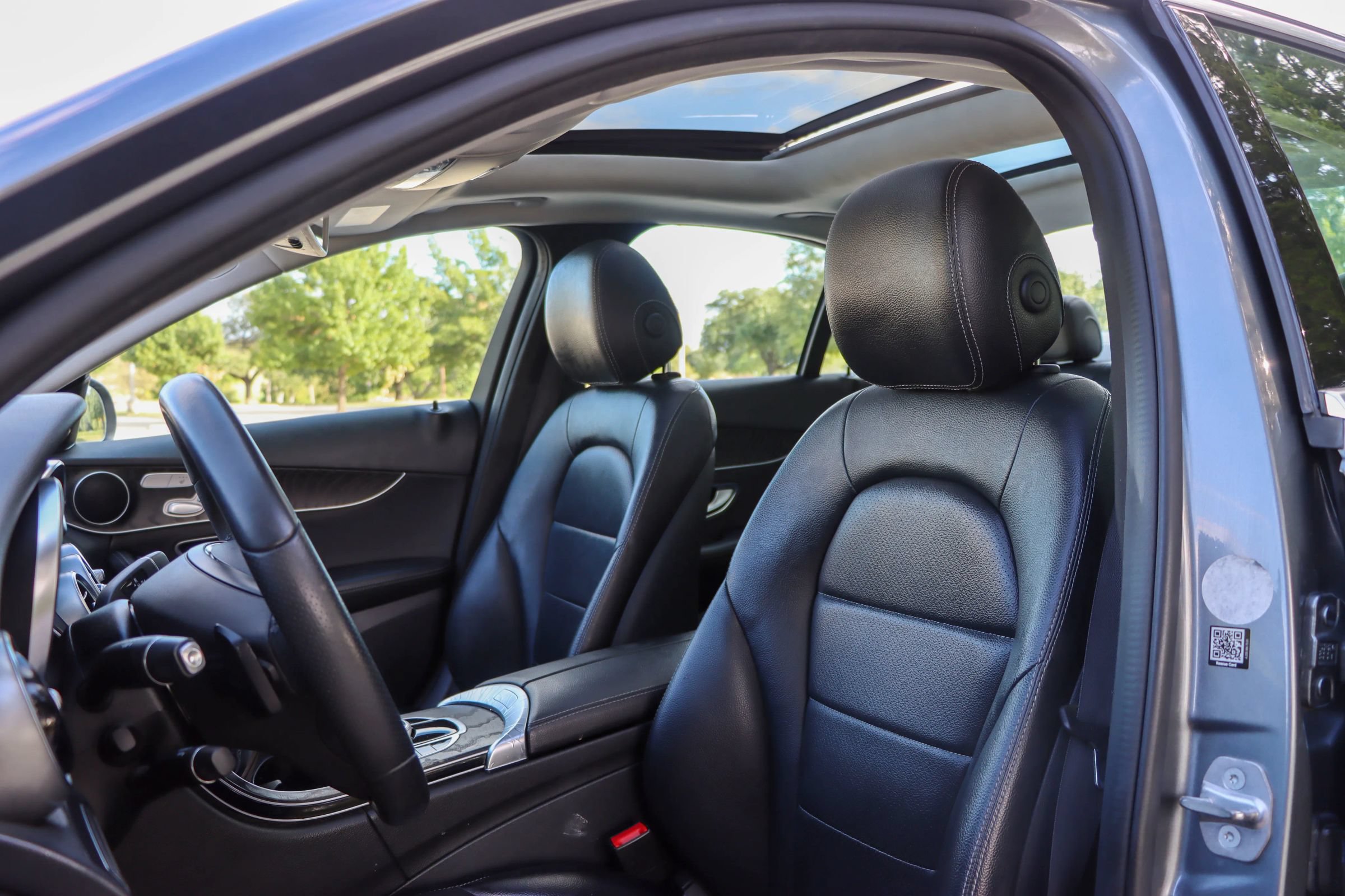 Used 2017 Mercedes-Benz C 300 4MATIC Sedan image 15