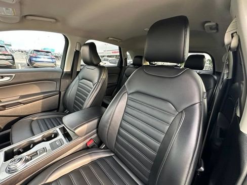 Used 2024 Ford Edge SEL AWD/4WD image 27