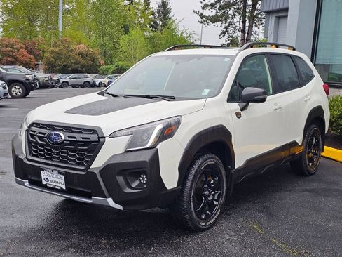 Used 2025 Subaru Forester Wilderness AWD/4WD image 3
