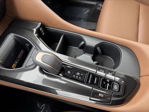 Certified 2026 Toyota Crown Signia AWD/4WD image 17