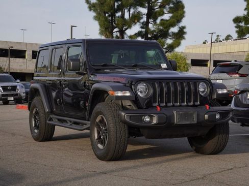 Used 2018 Jeep Wrangler Unlimited Rubicon image 2