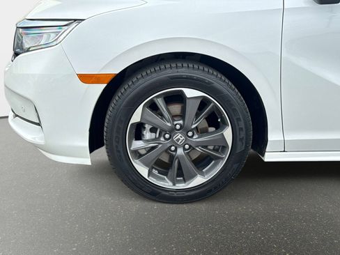 Used 2024 Honda Odyssey Elite image 12