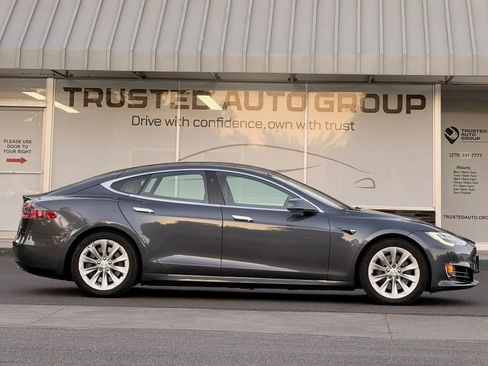 Used 2016 Tesla Model S 90D AWD/4WD image 3