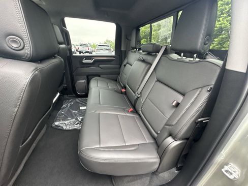 New 2026 GMC Sierra 2500 Denali w/ Denali Reserve Package AWD/4WD image 25
