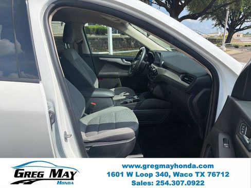 Used 2020 Ford Escape SE FWD image 33