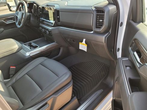 New 2026 Chevrolet Silverado 2500 LT w/ Trail Boss Package image 6