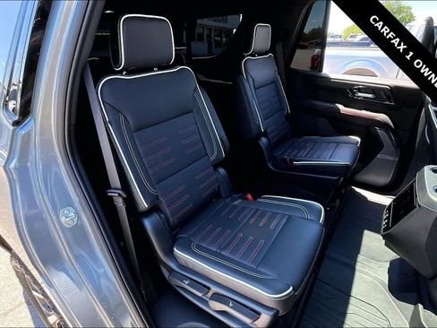 Used 2026 GMC Yukon AT4 Ultimate w/ LPO, Floor Liner Package AWD/4WD image 25