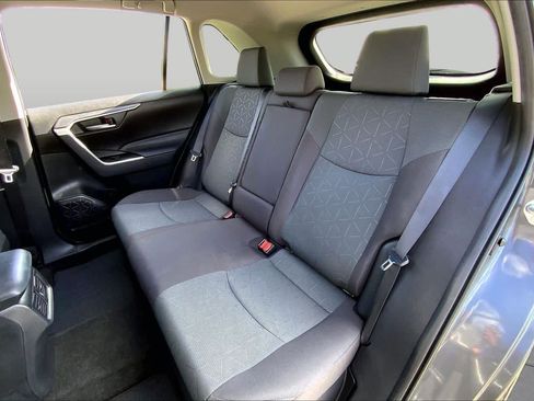 Used 2024 Toyota RAV4 XLE AWD/4WD image 20