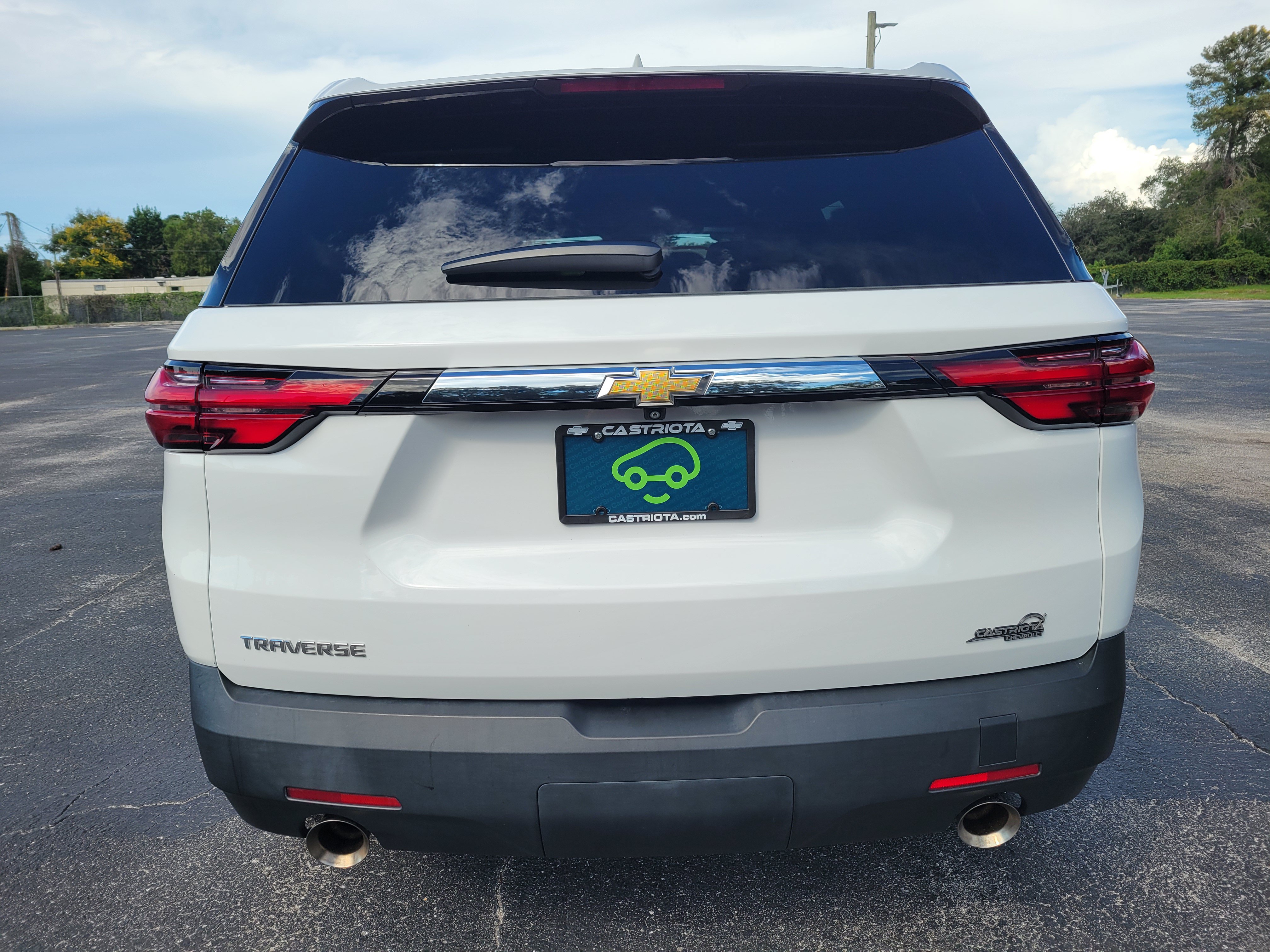 Certified 2023 Chevrolet Traverse LS FWD image 6