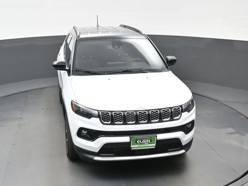 New 2026 Jeep Compass Limited image 25