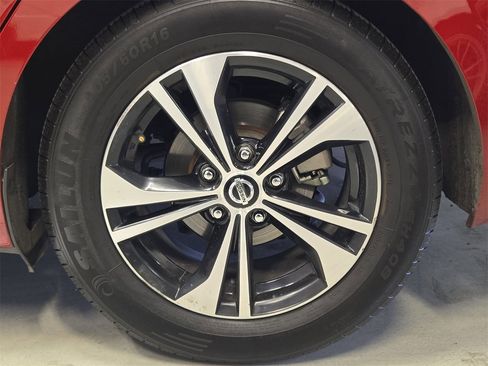 Used 2022 Nissan Sentra SV w/ Trunk Package image 32