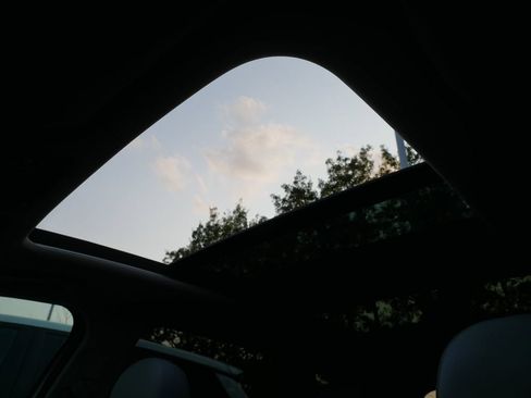 Used 2022 Kia Sorento EX w/ Panoramic Sunroof Package FWD image 27