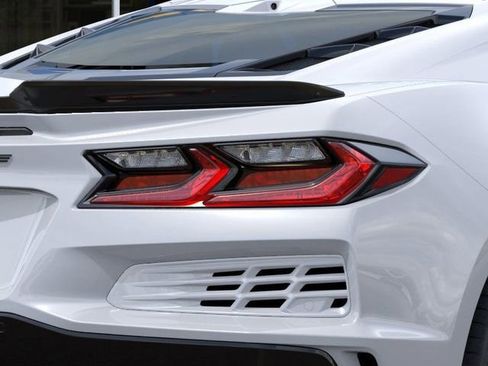 New 2025 Chevrolet Corvette E-Ray w/ ZER Performance Package image 11