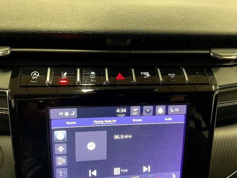 Used 2023 Jeep Grand Cherokee Altitude image 24